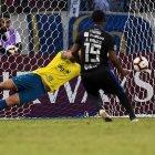  Emelec venció 1-2 al Cruzeiro, y logró la tan ansiada clasificación a la siguiente ronda de la Copa. 