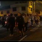  La horda quemó las pertenencias de algunos extranjeros y los obligaron a dejar los lugares donde residían.  