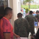  Tres militares de un reparto de la sierra que se encontraban detenidos desde el pasado 8 de marzo por el presunto delito de violación a una joven. 