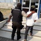  Los policías detuvieron al presunto agresor de su propio hermano. 