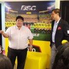  Héctor Rugel está al frente de los socios del Barcelona. 