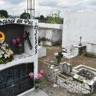  En el cementerio de La Concordia sepultaron los restos incompletos de la joven. 