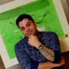  El cantante quiteño Elías Izurieta se prepara para cantarle a Guayaquil. 