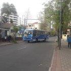  El transporte público volvió a dar su servicio esta mañana en ciudades como Quito, Manta y Chone. 