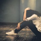  A los primeros síntomas de depresión de una persona, esta debe ser ayudada por un profesional para evitar desenlaces fatales. 