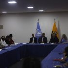  Representantes indígenas se reúnen con el presidente Lenín Moreno.  