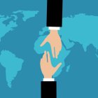  El Gobierno de Ecuador decidió suspender la jornada laboral por celebrarse el Día Internacional del Trabajo.  