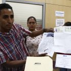  Decenas de personas acudieron a la Fiscalía para denunciar a una mujer que les ofrecía supuestos trabajos en la ATM. 