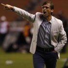  El entrenador argentino recibió una oferta para dirigir a Barcelona por dos temporadas. Llega como el técnico campeón del fútbol ecuatoriano. 