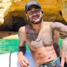  Neymar se encuentra de vacaciones en Portugal. 