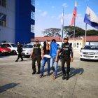  Según María (nombre protegido), denunciante del ataque, varios hombres abordo de motocicletas fueron a su casa a buscar a sus hijos porque lo acusaban de ‘sapos’. 