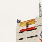  Es una señal de protesta en el marco de la campaña por el medio ambiente #6D Its now. 