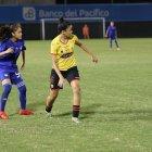  El partido se lo llevó Barcelona, con dos golazos de Alexyar Cañas, una venezolana que llegó a inicios de año a probarse, se quedó en la zaga amarilla y se ha ganado el cariño de la hinchada.  