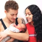  Su pareja pensó que Charlotte había rescatado a un bebé de la calle.  