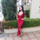  Según la presentadora del programa ‘Calientitos’, en cuya cuenta de Instragram apareció la grabación de la modelo, Saltos la habría amenazado con unas supuestas fotografías en las que se encuentra teniendo relaciones sexuales con un hombre. 