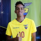  Johan Mina ha sido seleccionado en las categorías sub-15 y sub-17. 