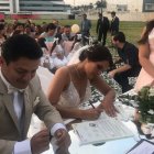  A la ceremonia, que inició a las 17:00, siguió un festejo que se extendió hasta la madrugada de este domingo.  