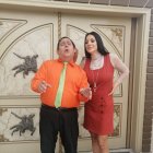  Pedrito con su esposa. 