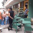  Padres de familia llegaron al plantel, ubicado en Mapasingue Este, para hacer limpieza. 