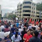  Indígenas evangélicos protestan contra el Gobierno en el centro del Puerto Principal. 