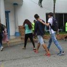  Cinco personas son sospechosas de integrar una banda delictiva dedicada el robo a domicilios, a personas, a negocios y accesorios de vehículos.  