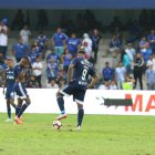  Emelec se enfrentó a Macará en el estadio Capwell, aunque el equipo eléctrico le ganó a los ambateños, no pudo pasar a la semifinal.  