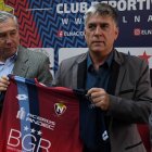  El DT aún no define su futuro en el cuadro militar. 