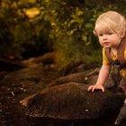  El menor tenía por costumbre beber agua de un arroyo. 