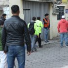  Existen tres personas detenidas para investigaciones.  