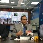  Andrés Roche (centro), gerente General de la ATM, habla sobre el comodato con Inmobiliar para la construcción de la primera electrolinera de la ciudad. (Cortesía) 