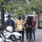  La víctima (de amarillo) iba a la casa de su hermano cuando fue atacada. 