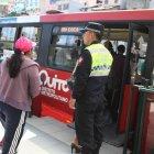  Imagenes del sistema de transporte público de Quito. 