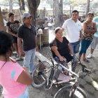  Los parientes y amigos, consternados por lo ocurrido, esperaban que trasladen sus restos. 