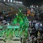  El carnaval agita las calles de Río de Janeiro. 