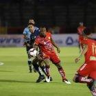  Encuentro entre El Nacional y Deportivo Cuenca. 