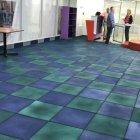  Este espacio de cuidados será gratuito y contará con un cuarto-dormitorio, cocina, área de lectura, sala de estar, un teatro-escenario, baño, entre otros áreas de distracción para los menores. 