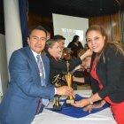  Elsy Vásconez recibió medalla de plata y bronce por su participación en natación.  