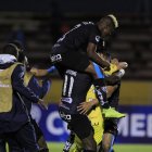  En la definición de la llave por penaltis anotaron Efrén Mera, el argentino Christian Pellerano, el colombiano Christian Dájome y el ecuatoriano Luis Ayala; 