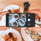  La repercusión de una fotografía: hace que la comida sea más gustosa.  