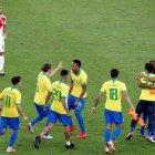  Los jugadores brasileros festejan el título que los consagra como los mejores de América. 