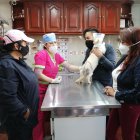 Pucho teme a los humanos e intentó atacar a quienes lo estaban curando.