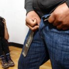 La víctima, de 22 años, asistió a una fiesta en Guamaní. Seis hombres habrían abusado aprovechando su estado de ebriedad. (Referencial)