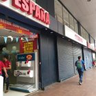  En el local de electrodomésticos cierran a las tres de la tarde, por precaución 