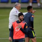  El delantero entrena con su Selección con miras al torneo continental. 