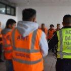  Basándose en la experiencia de las personas, se imparten clases de normativa legal vigente, cultura y educación vial. 