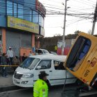  Al lugar acudieron los equipos de emergencia. Los heridos fueron llevados al hospital. 