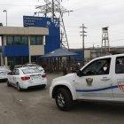  Varias unidades de la Policía Nacional ingresaron al Centro de Privación de Libertad, luego de conocerse del asesinato de Telmo Castro.  