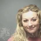  La mujer le enviaba fotos desnuda al menor.  