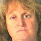  Nancy Bucciarelli lanzó a su mascota de 11 años al lago para que se ahogara. 