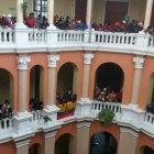  Los indígenas se tomaron la gobernación porque piden la derogación del Decreto 833. 